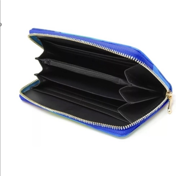 🧜🏻‍♀️ New / Hologram 3D Mermaid Scales Wallet💕 - Picture 2 of 3